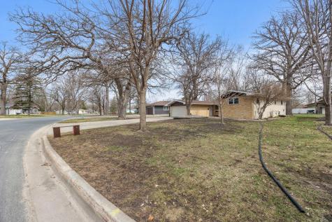 1045 Jorgenson Street SE Hutchinson MN 55350