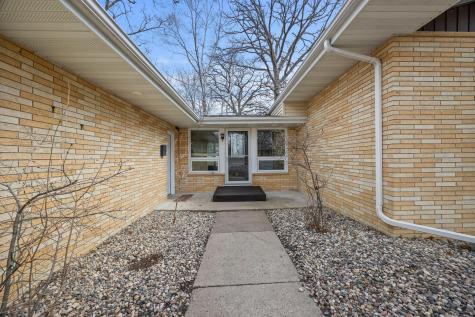 1045 Jorgenson Street SE Hutchinson MN 55350
