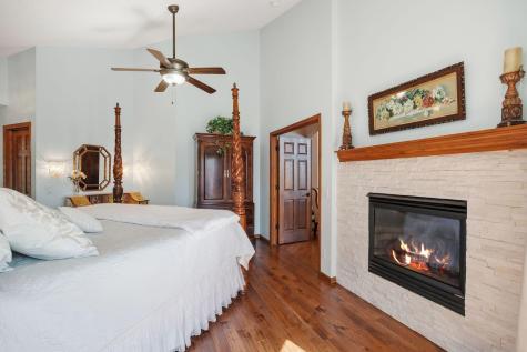 470 Emma Street Norwood Young America MN 55368