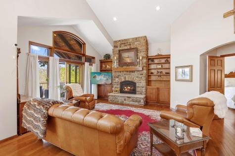 470 Emma Street Norwood Young America MN 55368