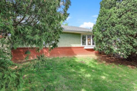 159 County Road C2 W Roseville MN 55113