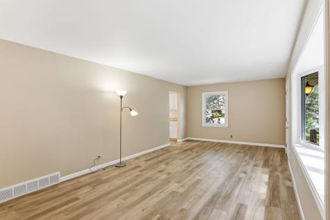 159 County Road C2 W Roseville MN 55113