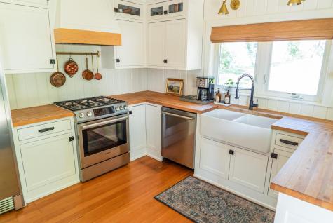 23040 S Lizzie Isle Pelican Rapids MN 56572