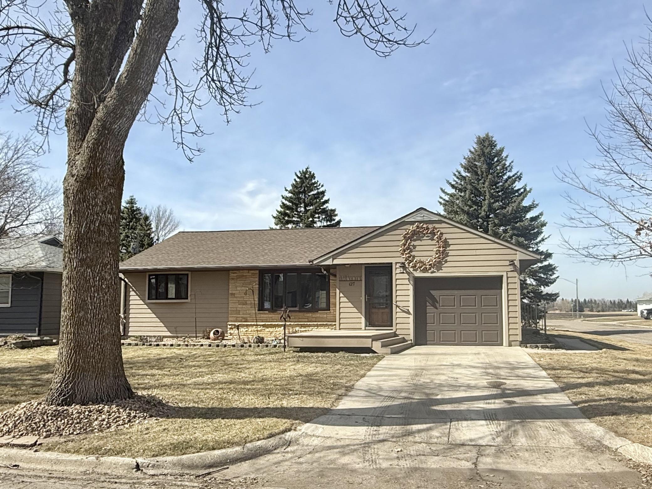 127 4th Street NW Clara City MN 56222