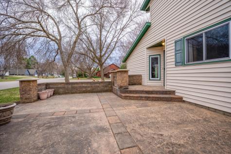 600 33rd Street NW Willmar MN 56201