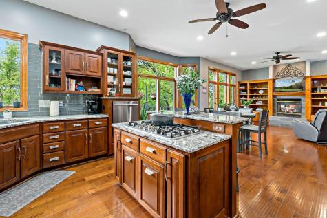 757 Stonebrooke Drive Shakopee MN 55379