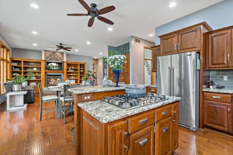 757 Stonebrooke Drive Shakopee MN 55379