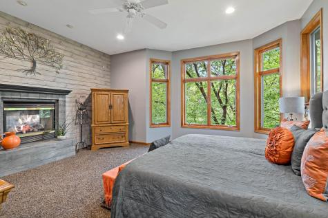 757 Stonebrooke Drive Shakopee MN 55379