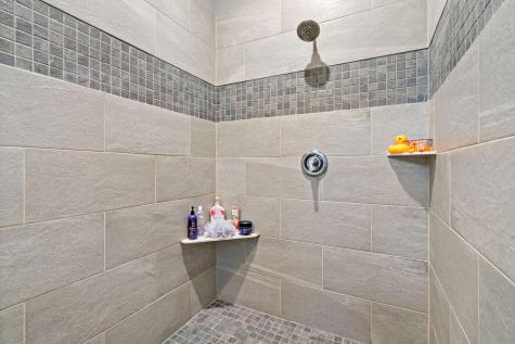 757 Stonebrooke Drive Shakopee MN 55379