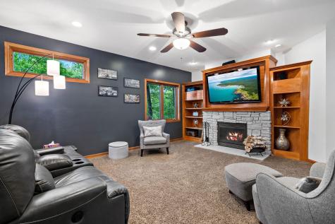 757 Stonebrooke Drive Shakopee MN 55379