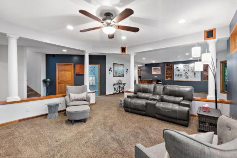 757 Stonebrooke Drive Shakopee MN 55379