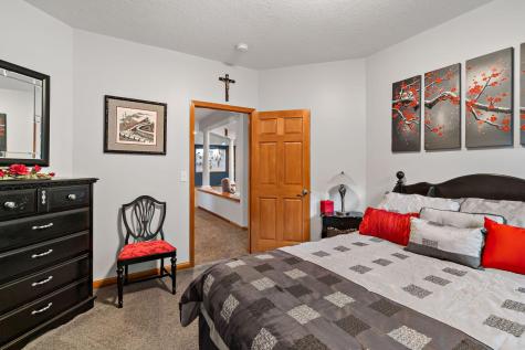757 Stonebrooke Drive Shakopee MN 55379