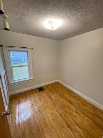 5030 Idlewild Street Duluth MN 55804