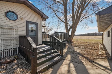 2270 397th Avenue NE Stanchfield MN 55080