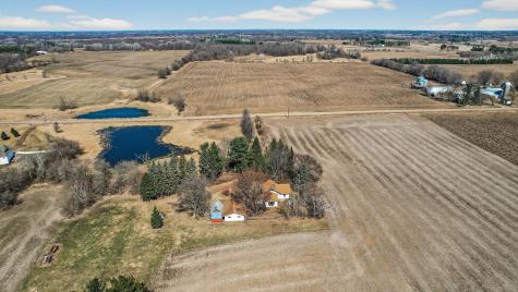2270 397th Avenue NE Stanchfield MN 55080