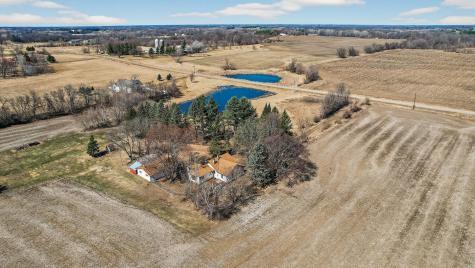2270 397th Avenue NE Stanchfield MN 55080