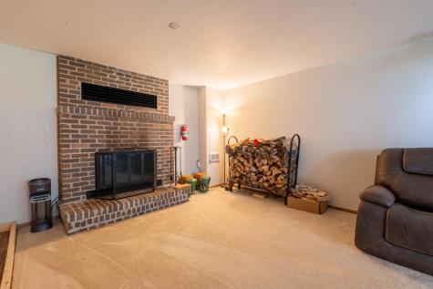 2855 Ivy Street S Cambridge MN 55008