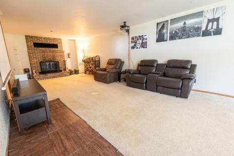 2855 Ivy Street S Cambridge MN 55008