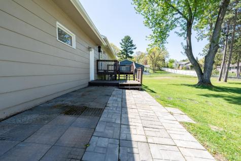 2855 Ivy Street S Cambridge MN 55008