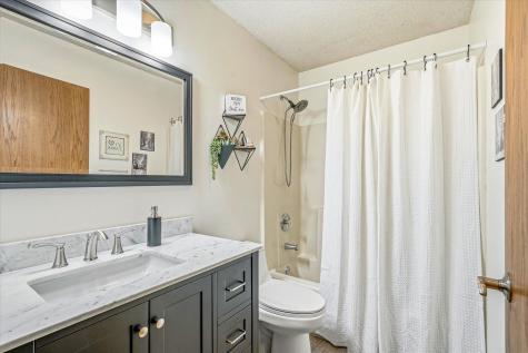 13165 295th Street Lindstrom MN 55045