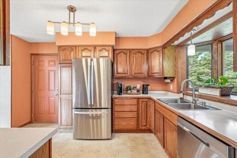 13165 295th Street Lindstrom MN 55045
