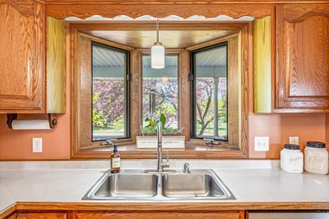 13165 295th Street Lindstrom MN 55045