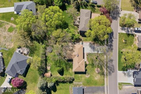 16982 Weaver Lake Drive Maple Grove MN 55311