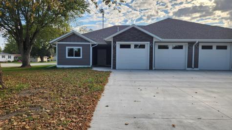 901 7th Ave SW Pipestone MN 56164