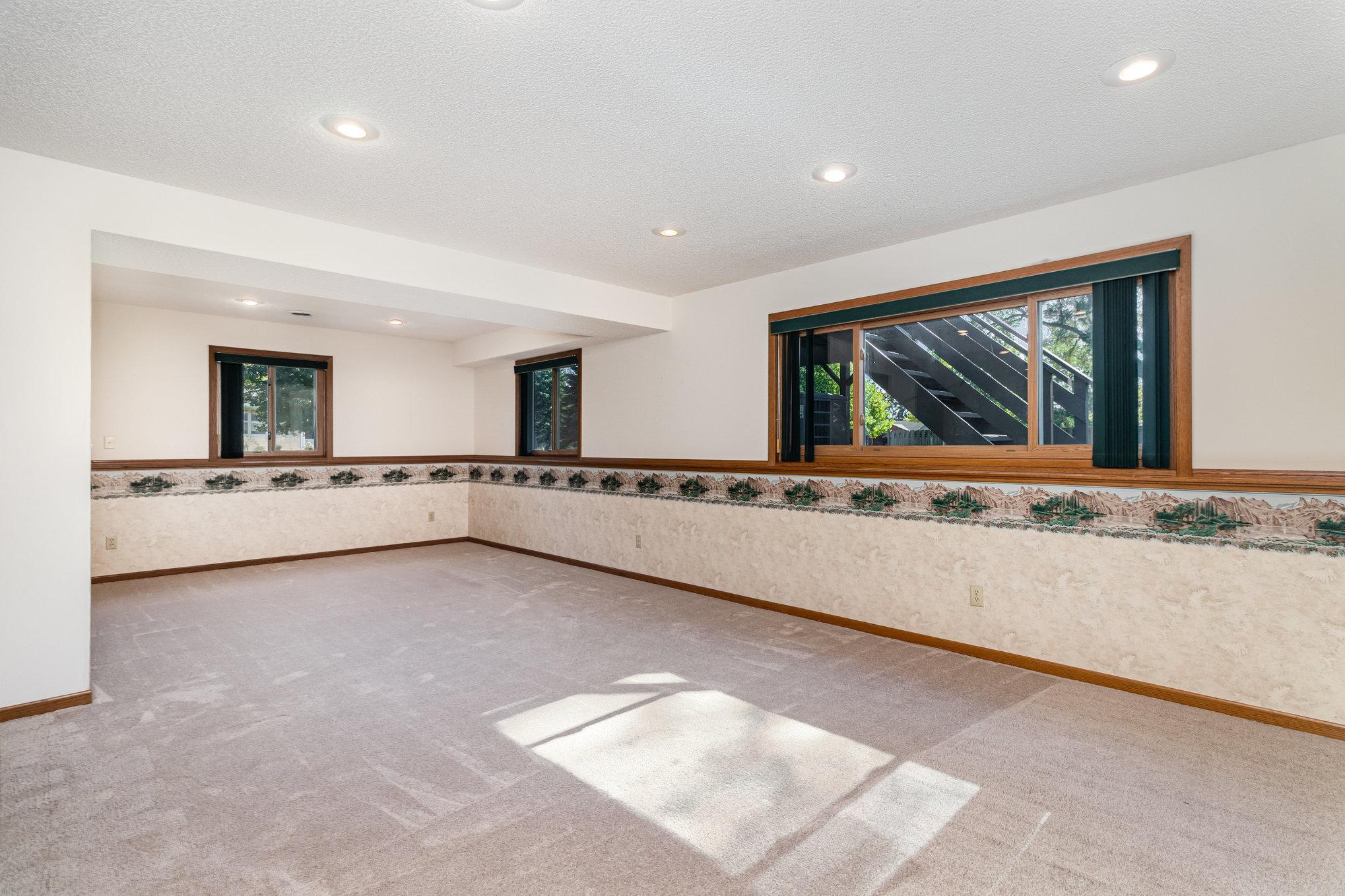 3422 134th Avenue NW Andover MN 55304