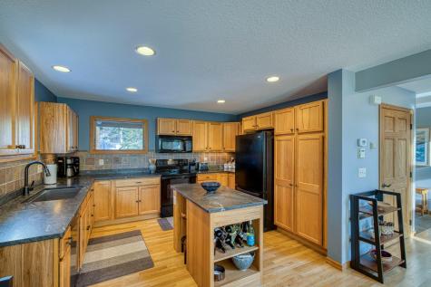 2472 Cliff View Circle Two Harbors MN 55616