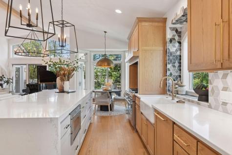 2600 Cedar Green Minnetonka MN 55305