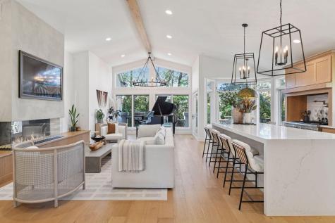 2600 Cedar Green Minnetonka MN 55305