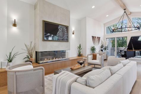 2600 Cedar Green Minnetonka MN 55305