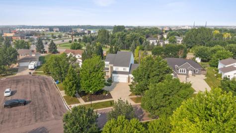 5027 Rose Creek Parkway S Fargo ND 58104