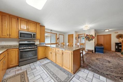 2710 91st Avenue NE Blaine MN 55449