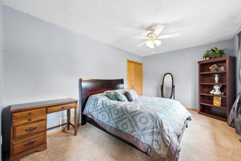 2710 91st Avenue NE Blaine MN 55449