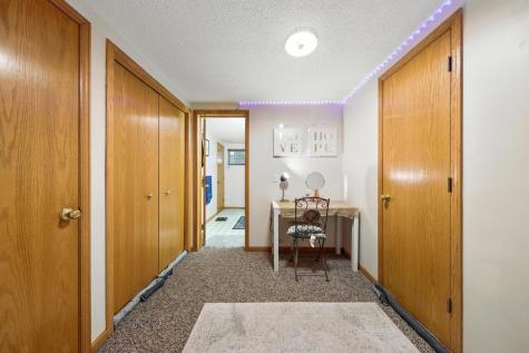 2710 91st Avenue NE Blaine MN 55449