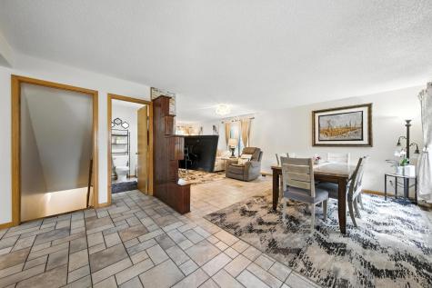 2710 91st Avenue NE Blaine MN 55449