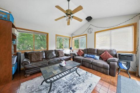2710 91st Avenue NE Blaine MN 55449