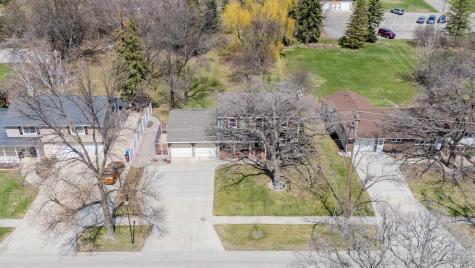 111 19th Avenue N Fargo ND 58102