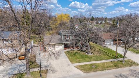 111 19th Avenue N Fargo ND 58102