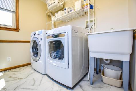 111 19th Avenue N Fargo ND 58102