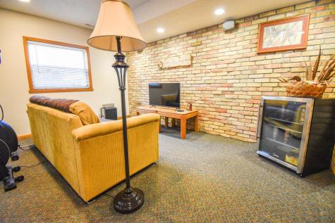 111 19th Avenue N Fargo ND 58102