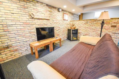 111 19th Avenue N Fargo ND 58102