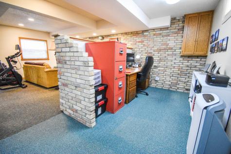 111 19th Avenue N Fargo ND 58102