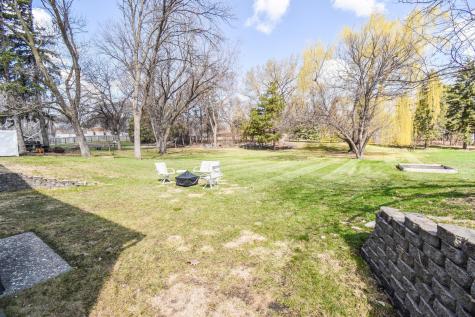 111 19th Avenue N Fargo ND 58102