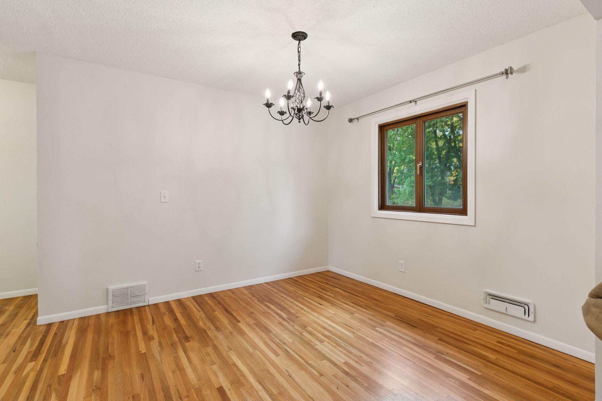 6200 132nd Way Apple Valley MN 55124