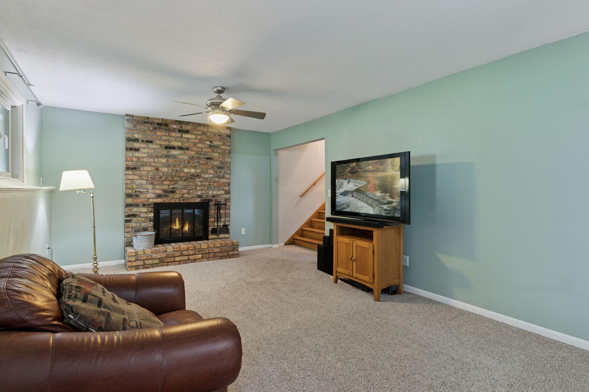 6200 132nd Way Apple Valley MN 55124