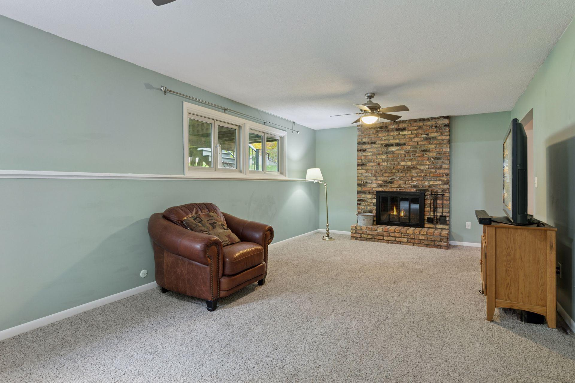 6200 132nd Way Apple Valley MN 55124