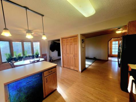 39596 10th Avenue Isle MN 56342